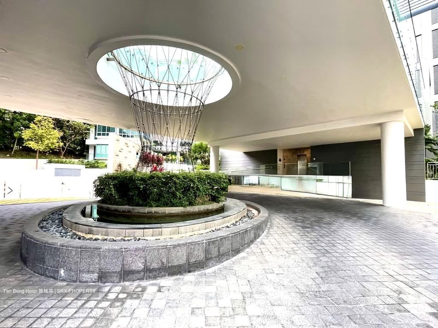 The Beverly (D21), Apartment #571741851